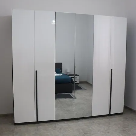 Laviano House Apartamento Bríndisi