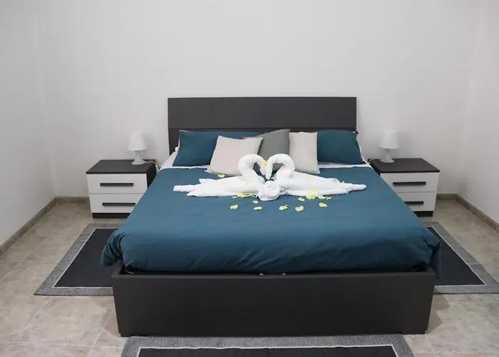 דירה Laviano House *